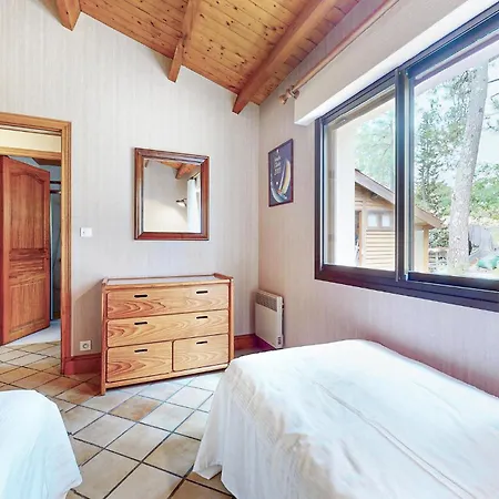 2 Bedroom Stunning In Sur La Faute-sur-Mer