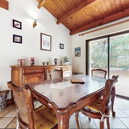 Prázdninový dům 2 Bedroom Stunning In Sur La Faute-sur-Mer