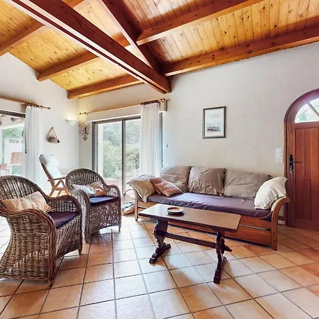 Prázdninový dům 2 Bedroom Stunning In Sur